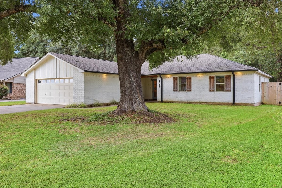 7165 Firethorn Drive Property Photo 30