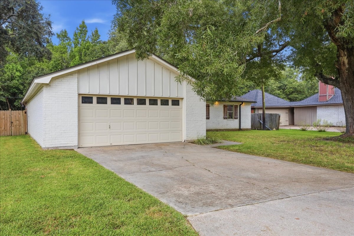 7165 Firethorn Drive Property Photo 31