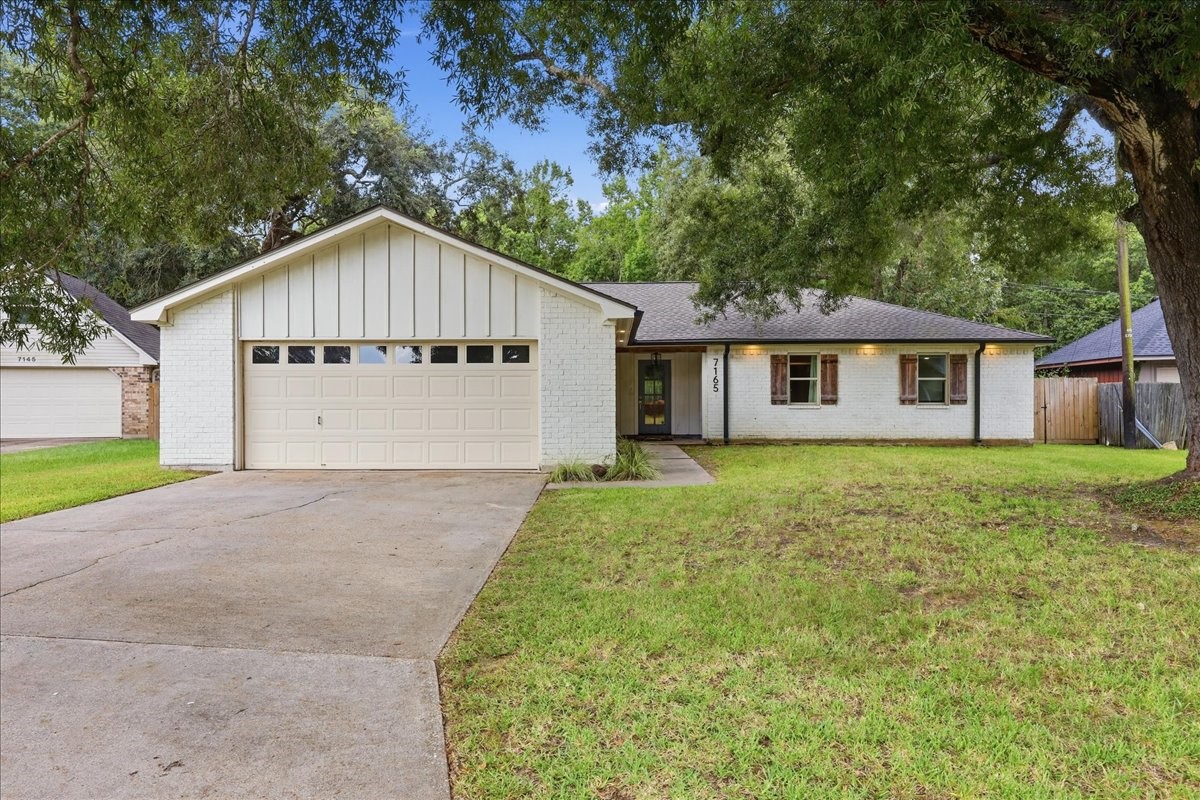 7165 Firethorn Drive Property Photo 32