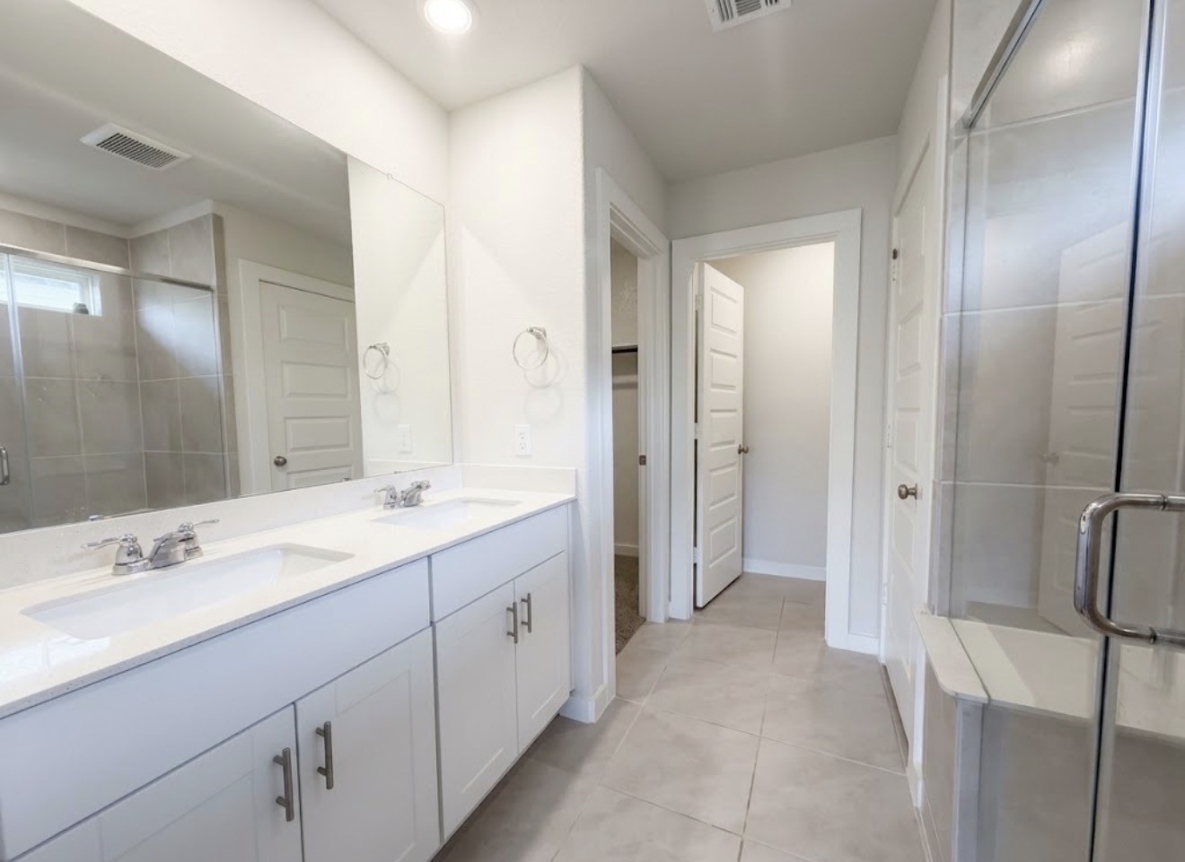 5549 Madden Lane Property Photo 5