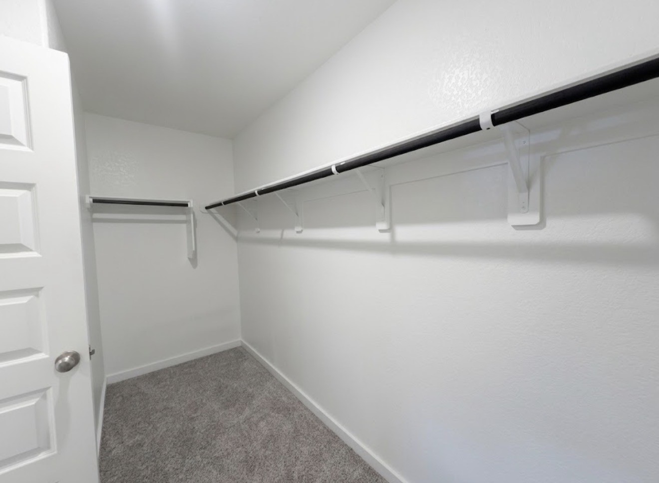 5549 Madden Lane Property Photo 7