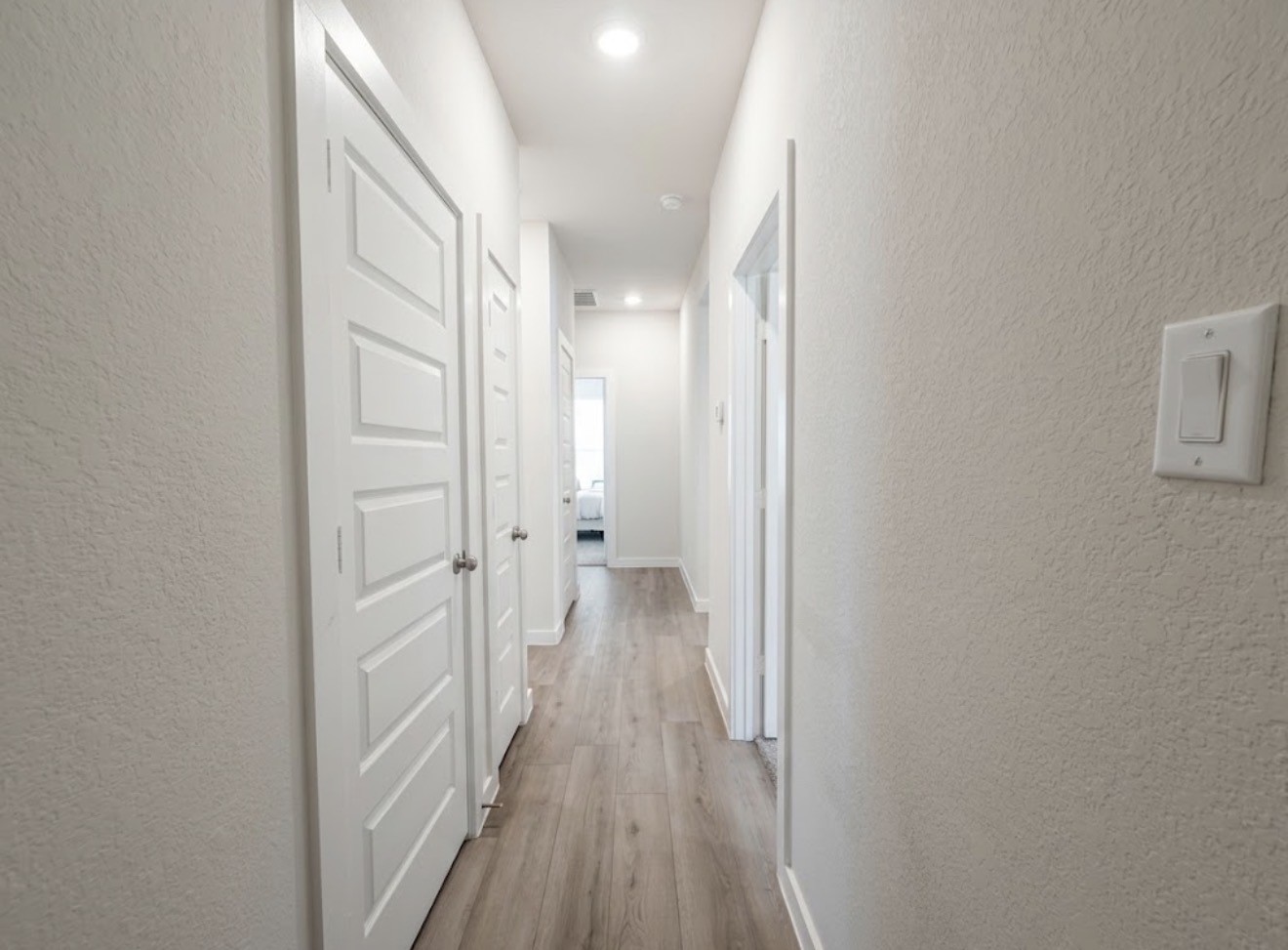 5549 Madden Lane Property Photo 8