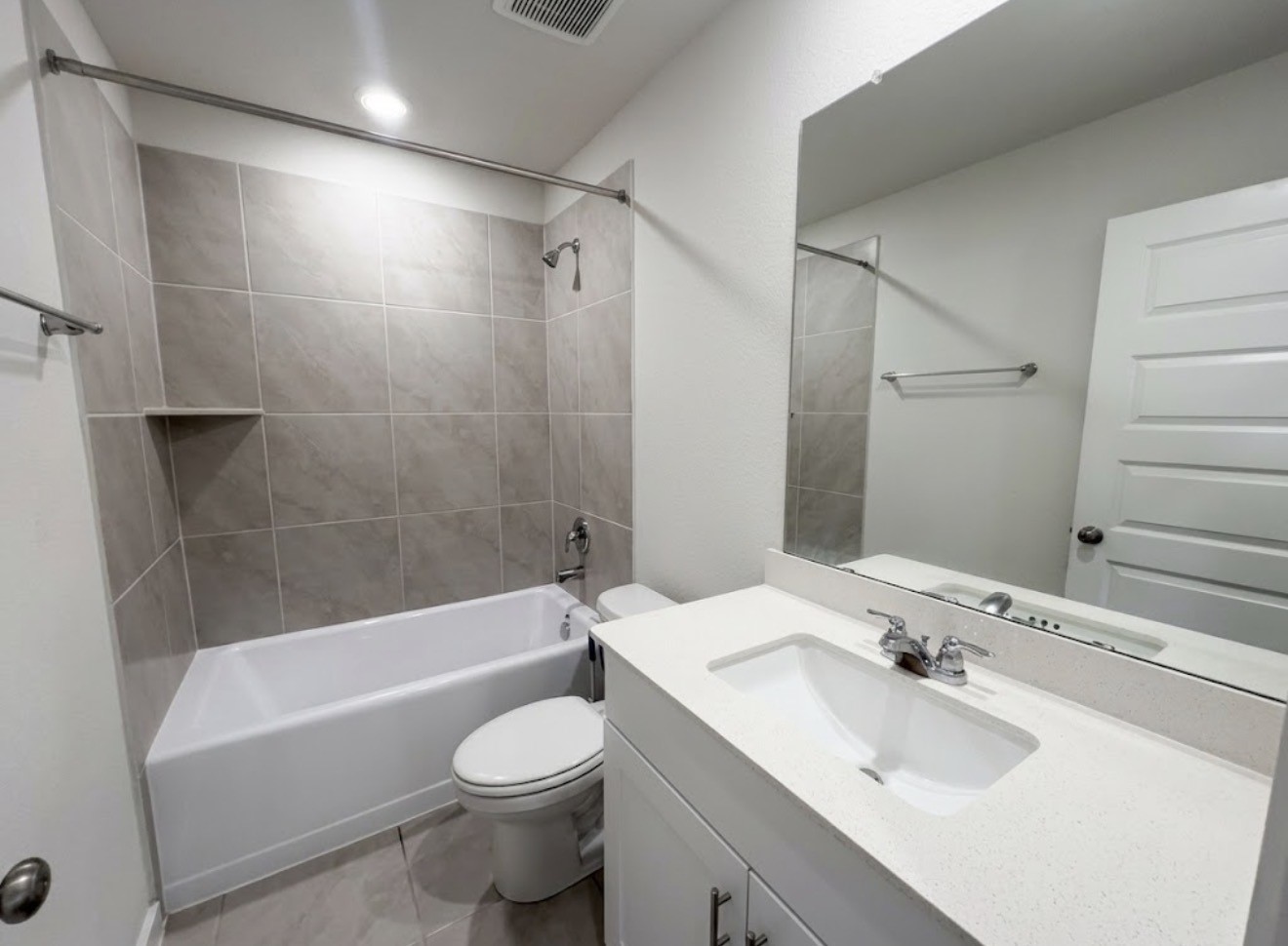5549 Madden Lane Property Photo 10