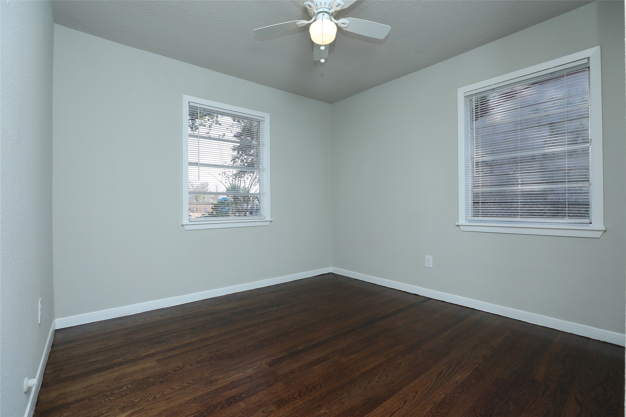 10322 Cathedral Drive Property Photo 14