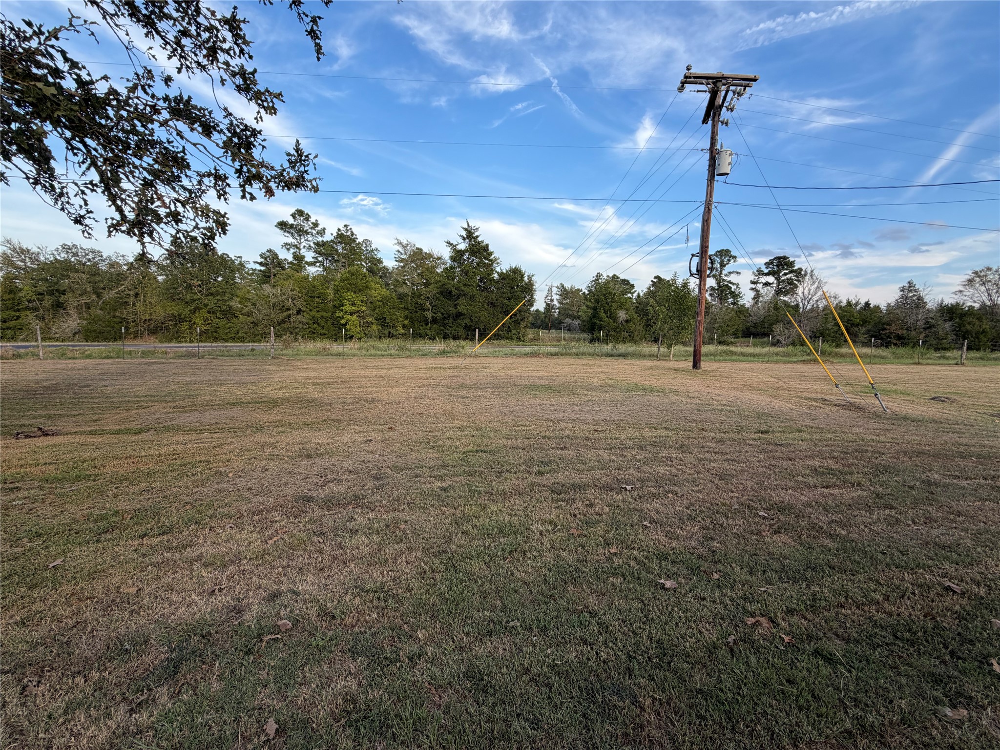 7 Kathy Lane Property Photo 4