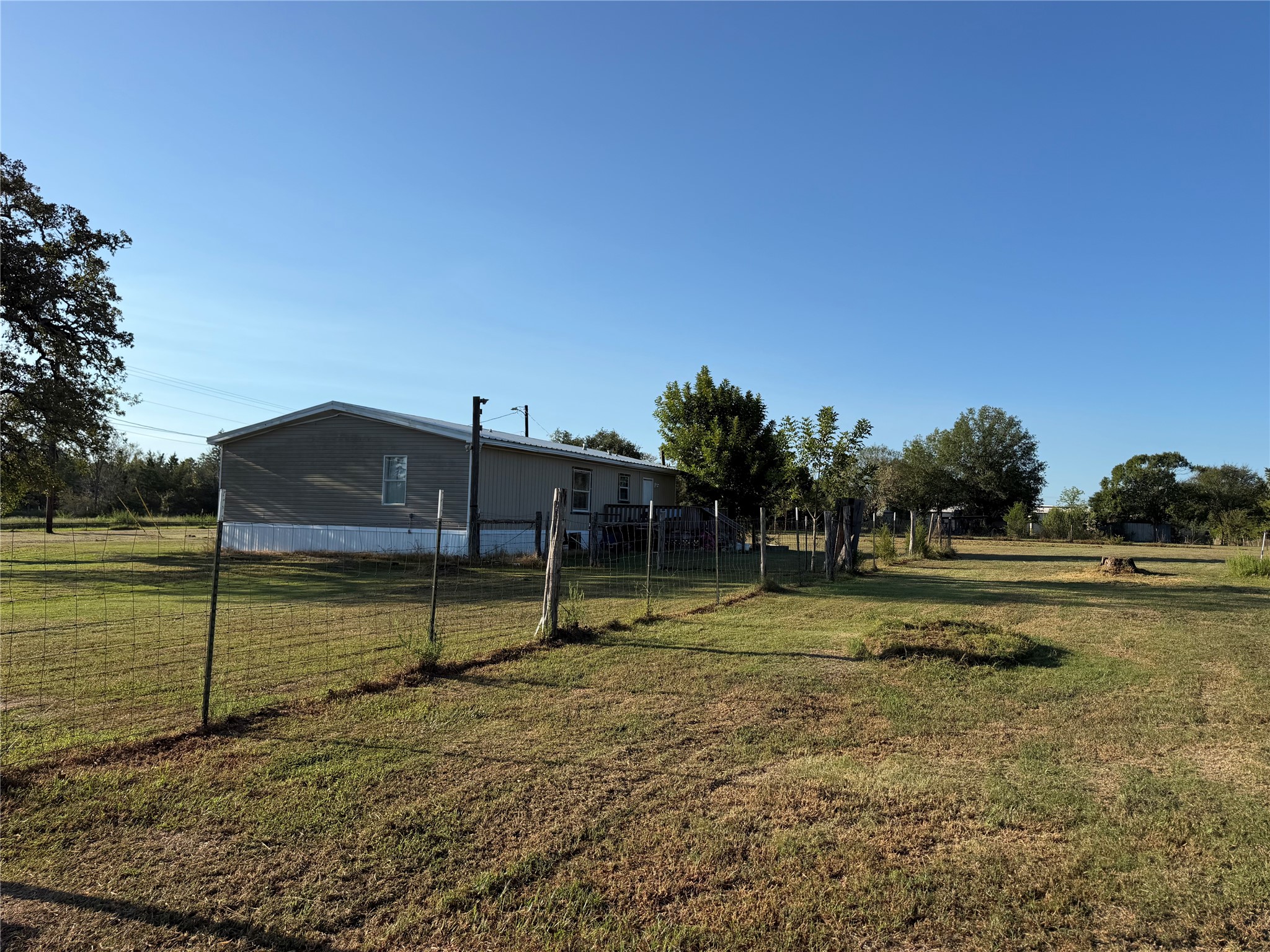 7 Kathy Lane Property Photo 8
