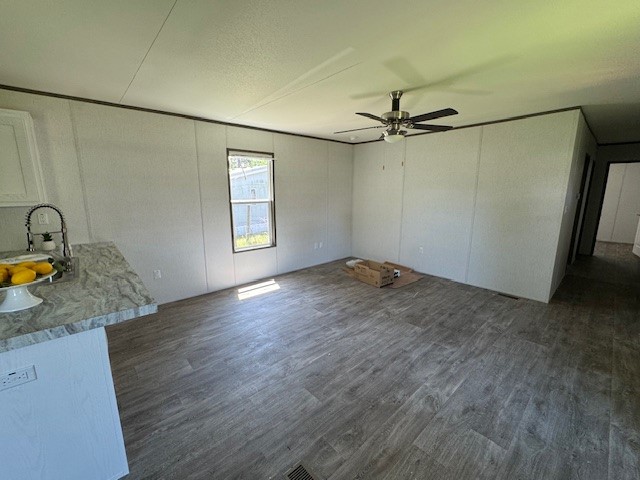 21071 Pinetex Property Photo 5