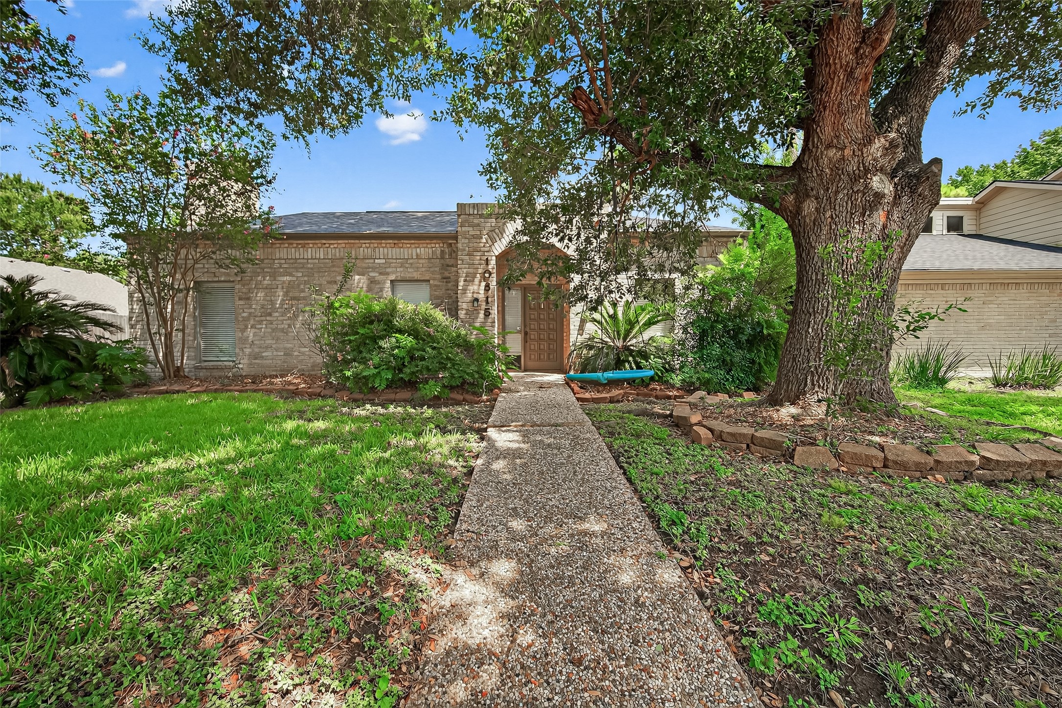 10815 Shawnbrook Drive Property Photo 2