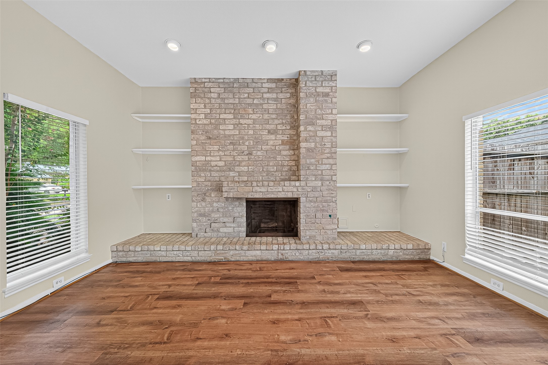 10815 Shawnbrook Drive Property Photo 9