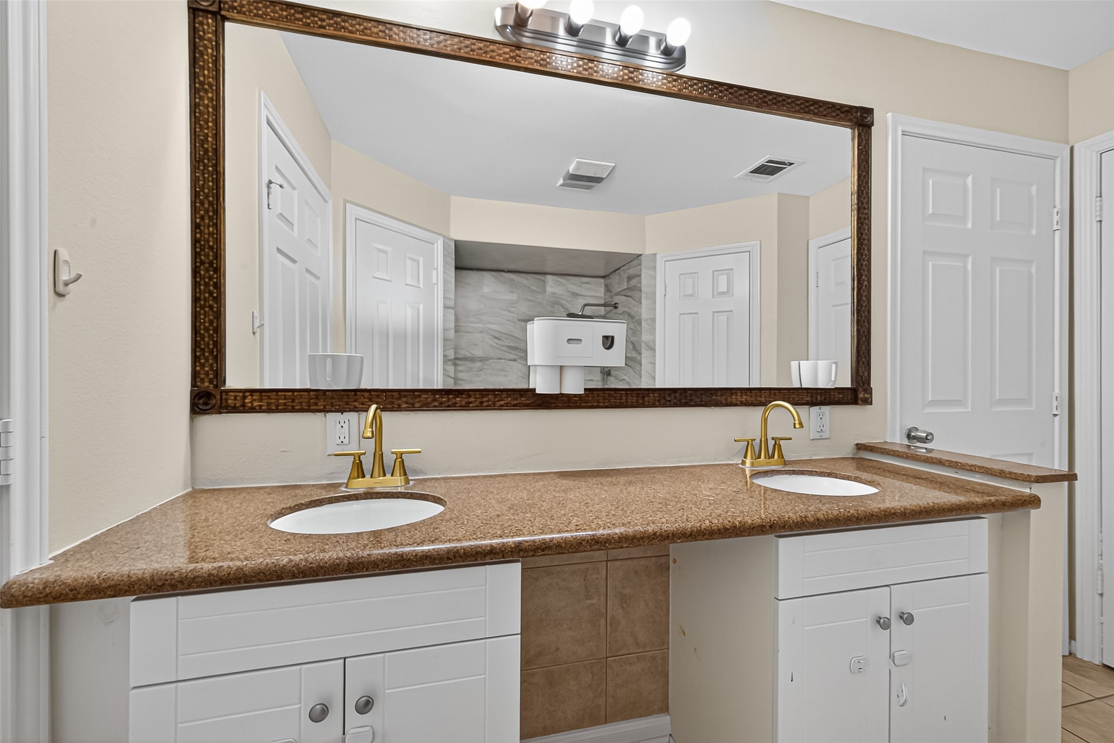 10815 Shawnbrook Drive Property Photo 38