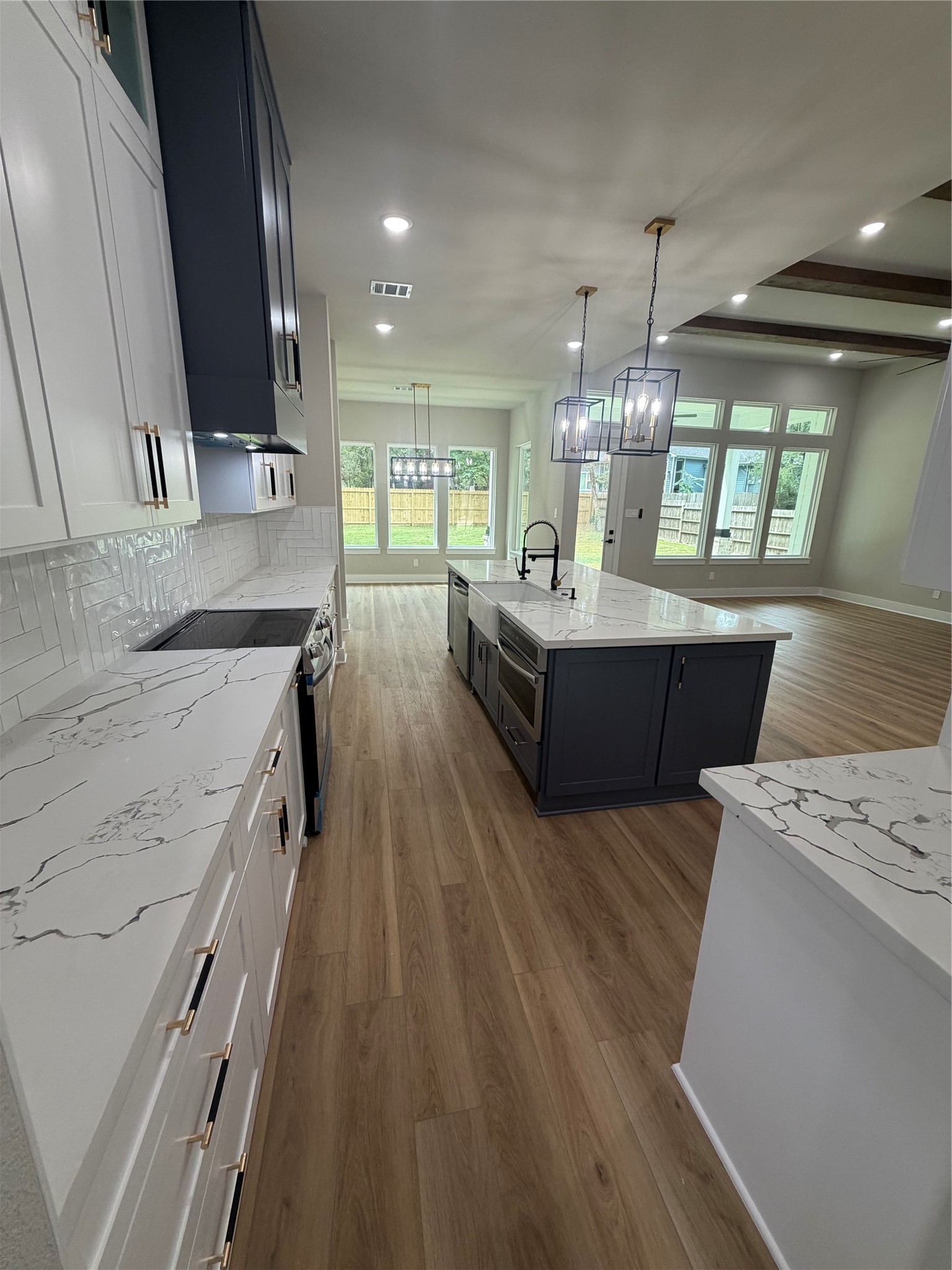 14209 Jamaica Circle Property Photo 13