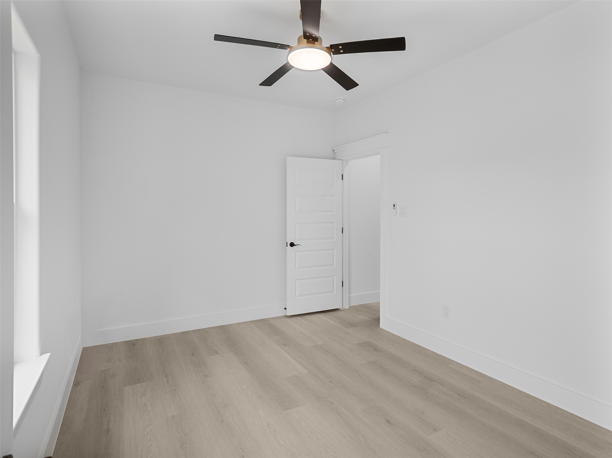 4103 E Toliver Street Property Photo 18