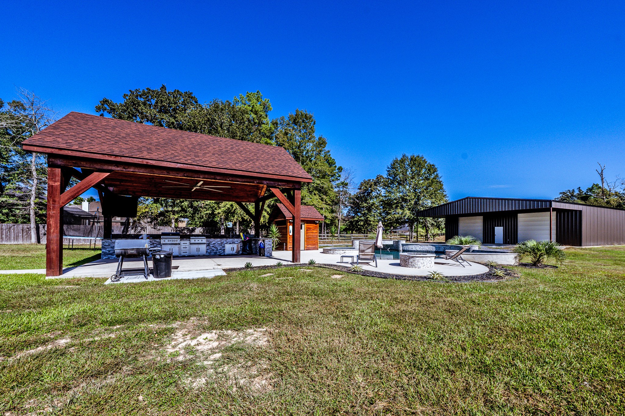 9255 Silver Back Trail Property Photo 4