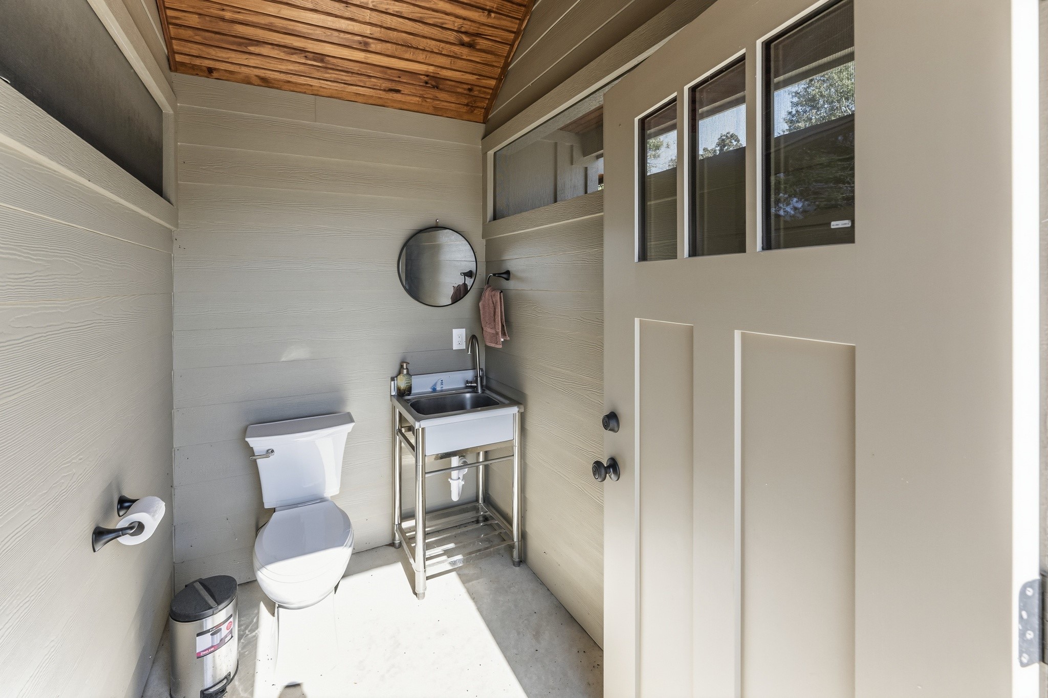 9255 Silver Back Trail Property Photo 7