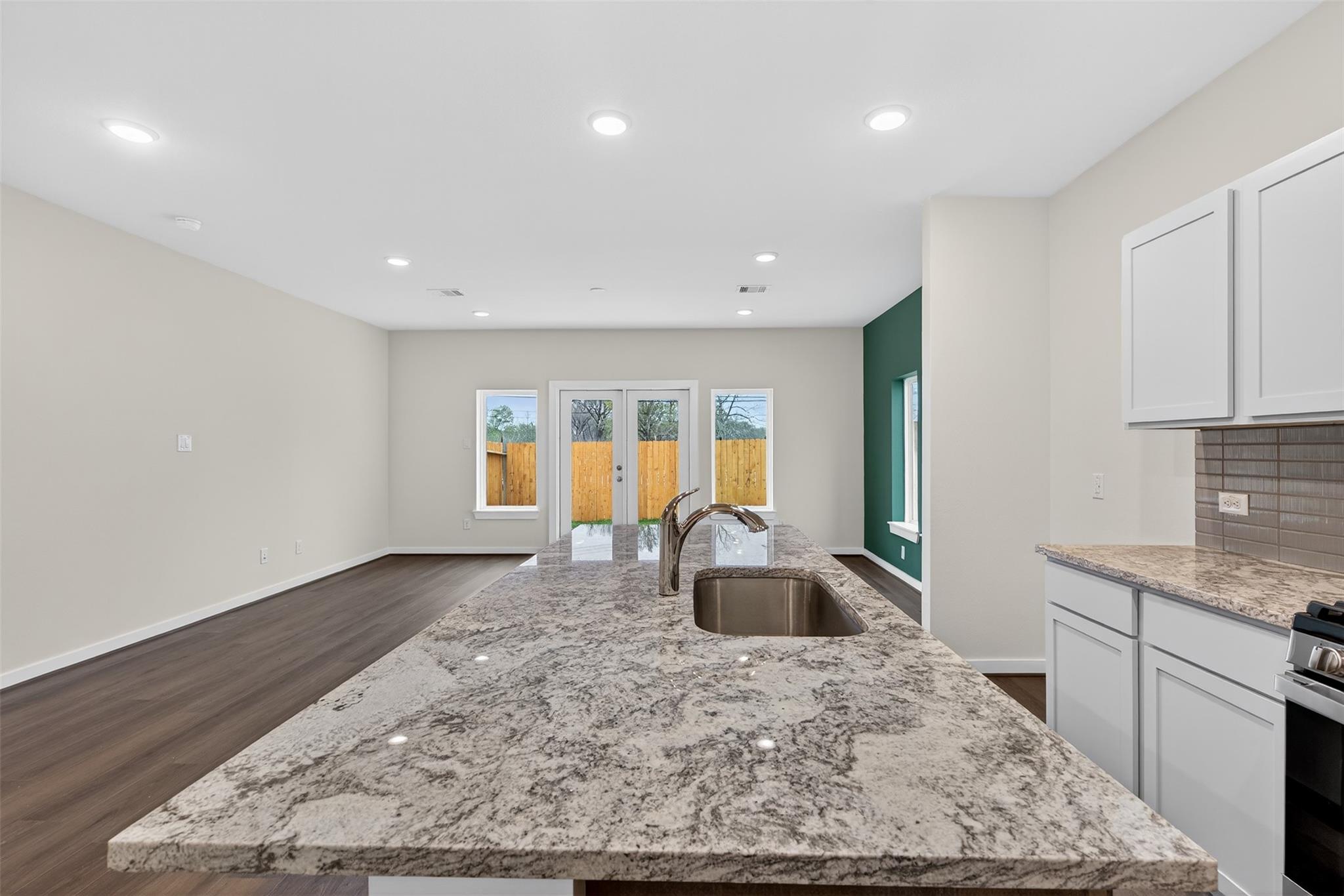 9113 Highland Northern Way, Houston Tx 77088 Property Photo 6