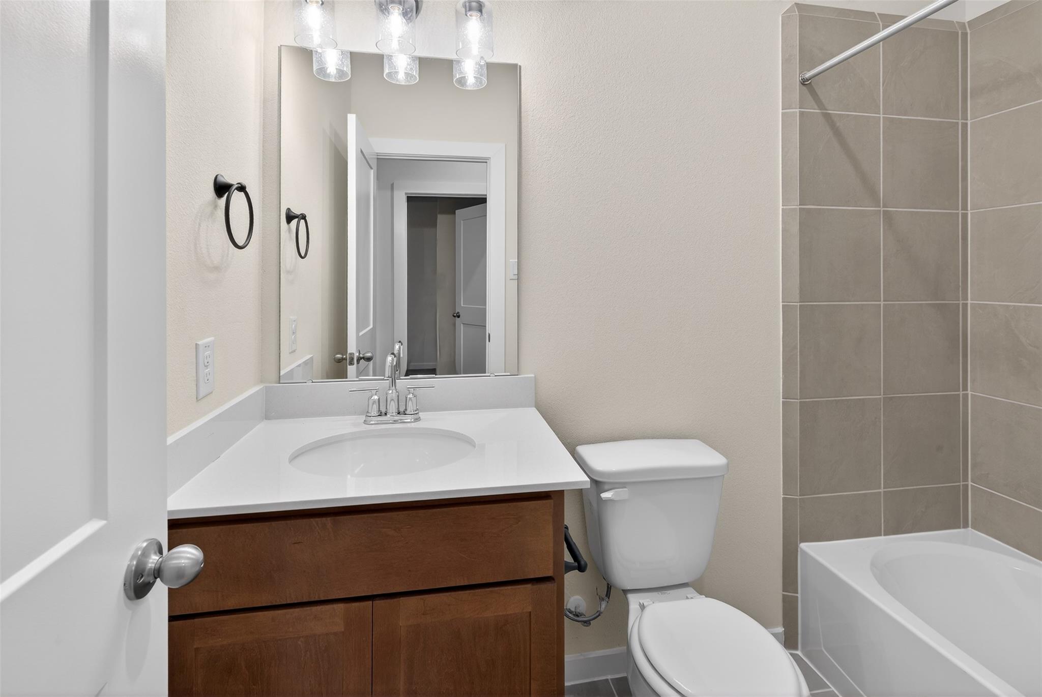9113 Highland Northern Way, Houston Tx 77088 Property Photo 30
