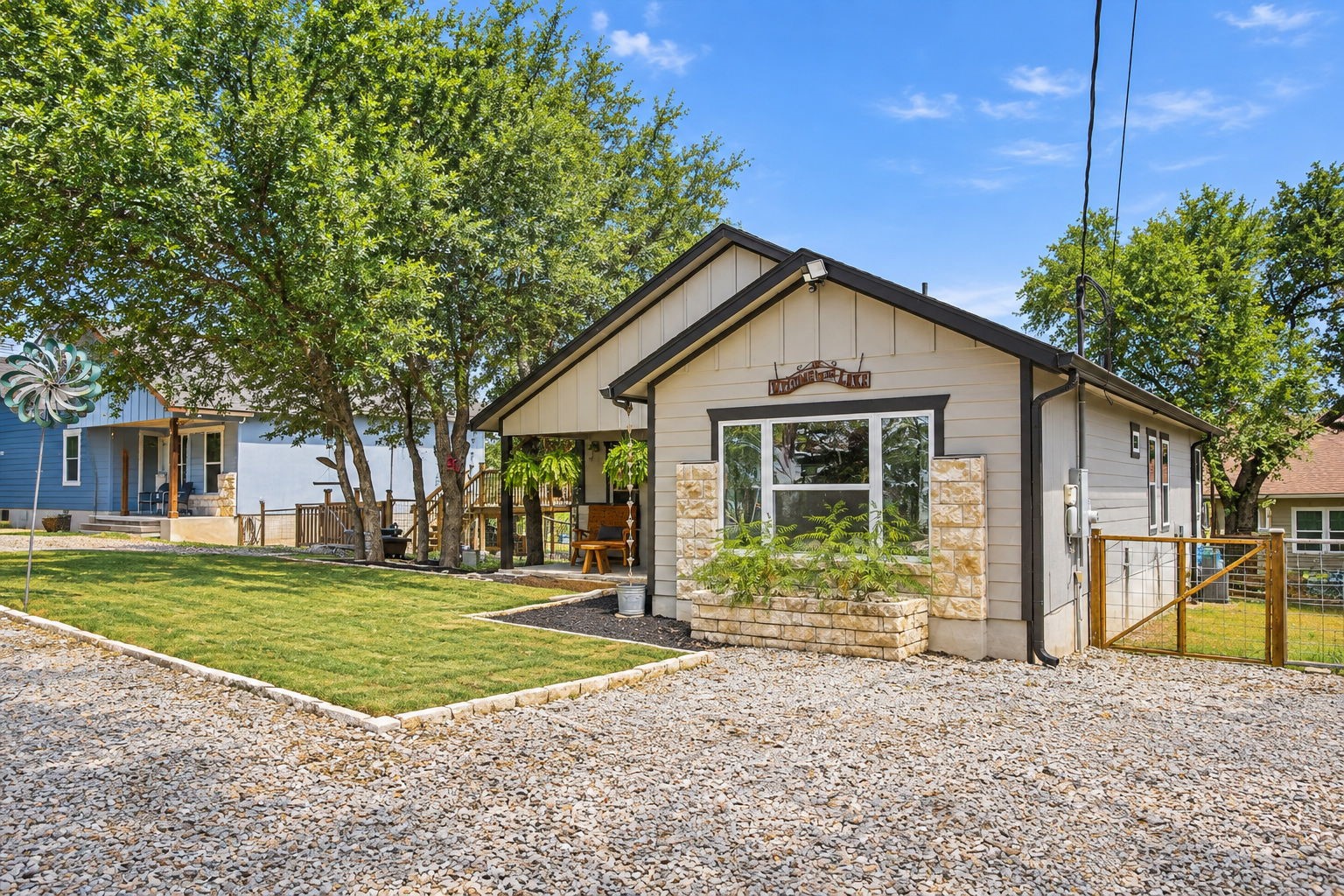 1463 Ramble Hills Property Photo 4