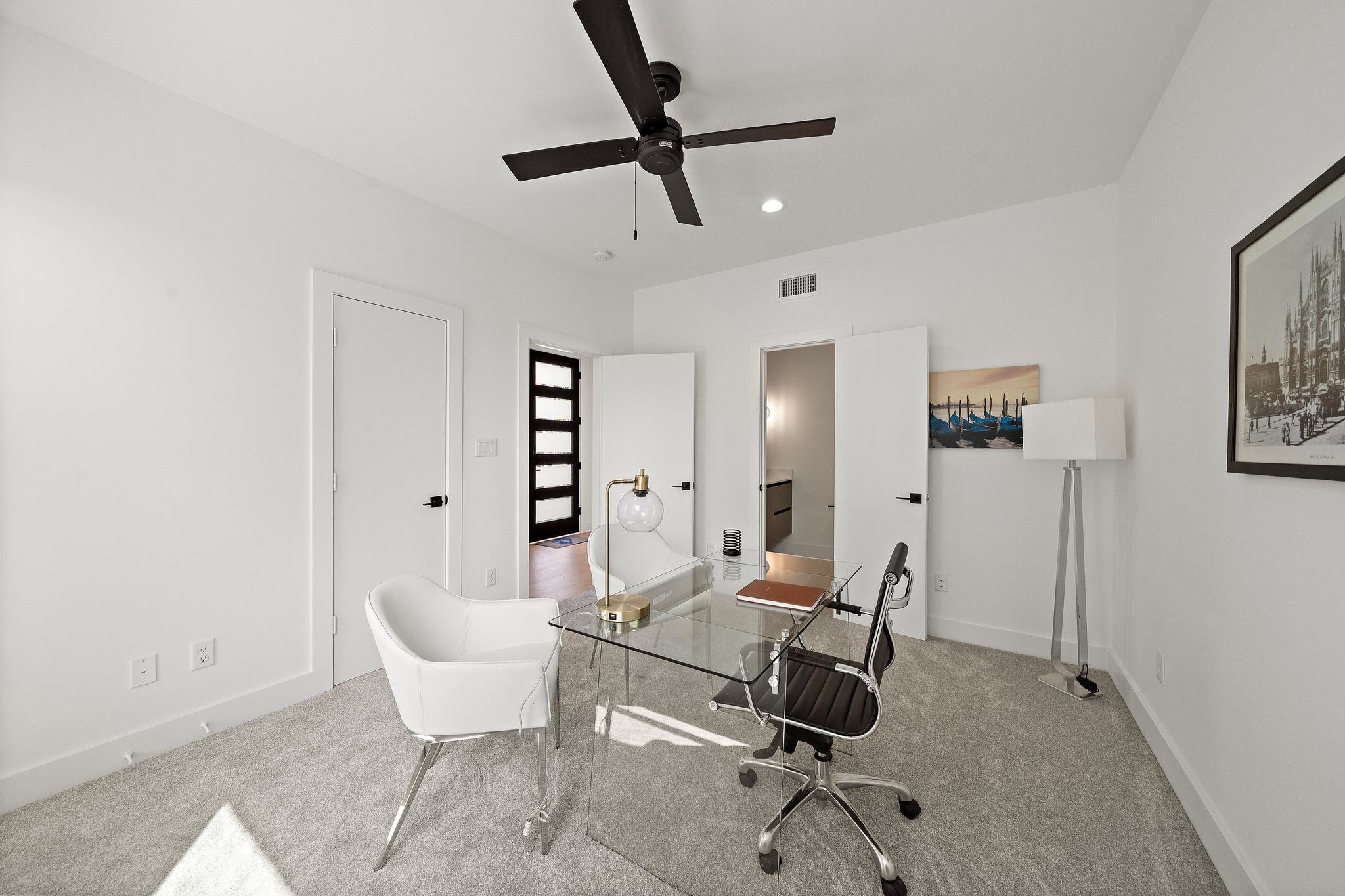 1607 Barbee Street Property Photo 8