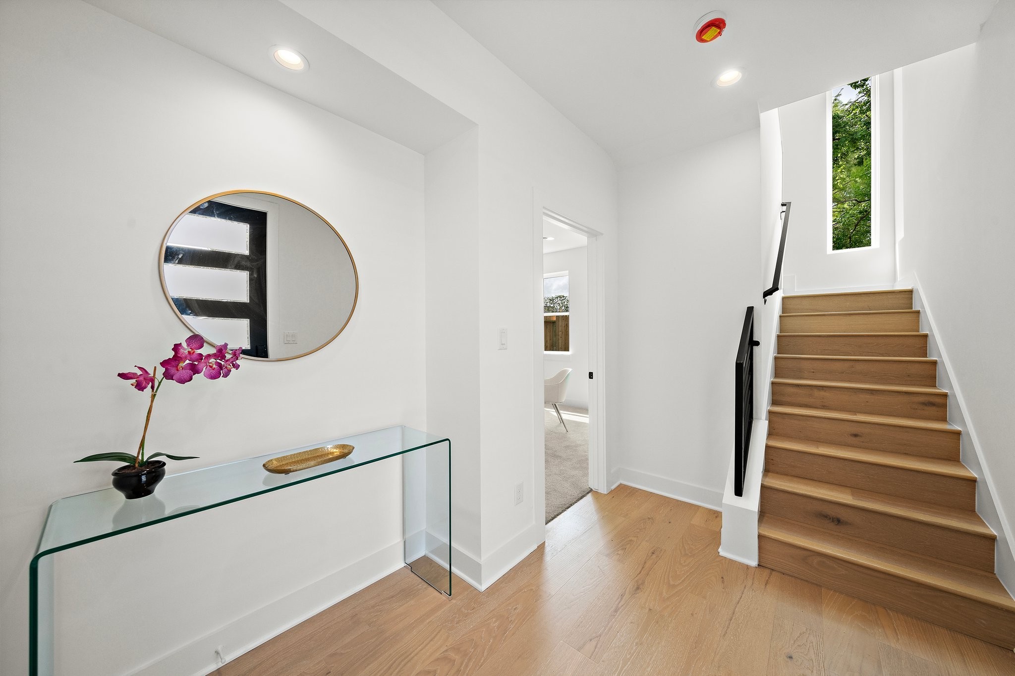 1607 Barbee Street Property Photo 9