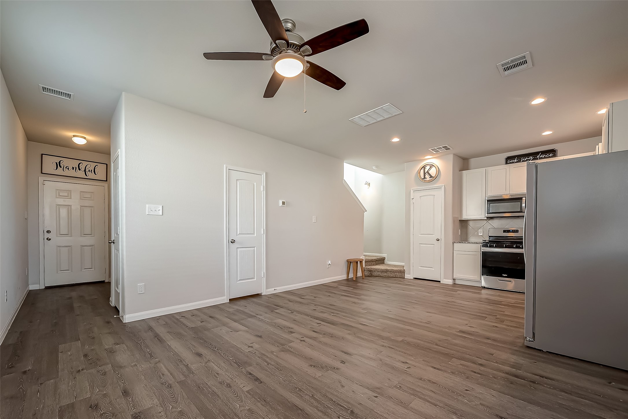 22015 Imperious Park Way Property Photo 11