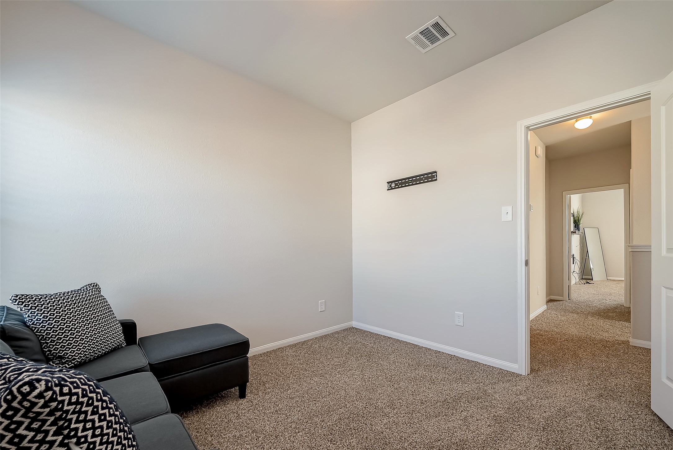 22015 Imperious Park Way Property Photo 20