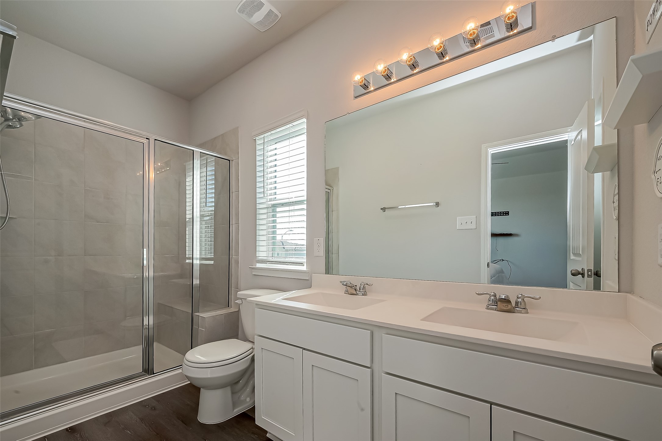 22015 Imperious Park Way Property Photo 30