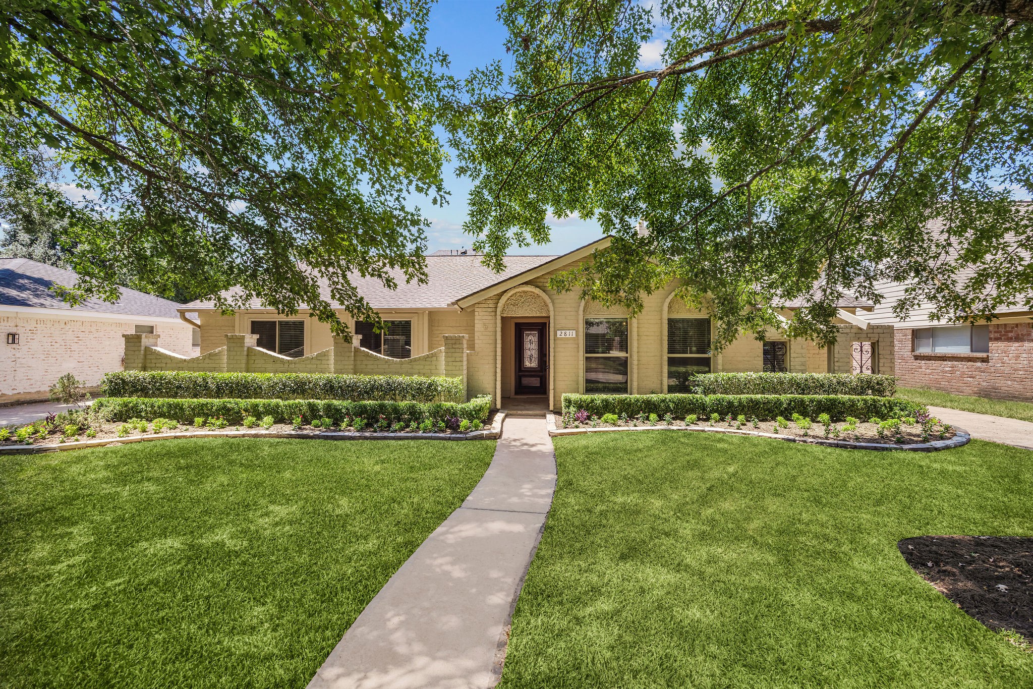 2811 Quincannon Lane Property Photo 1