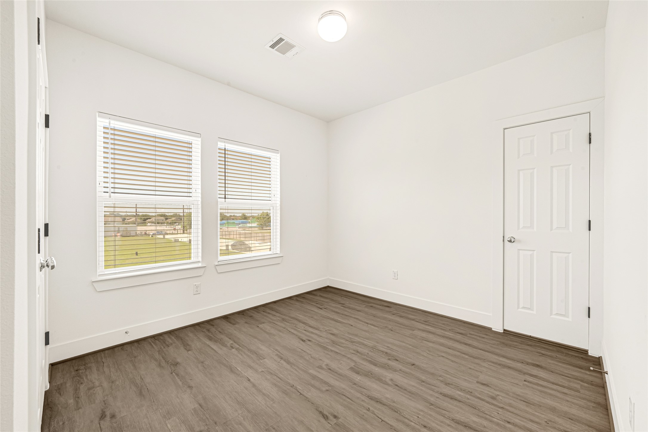 6405 Leopold Star Lane Property Photo 14