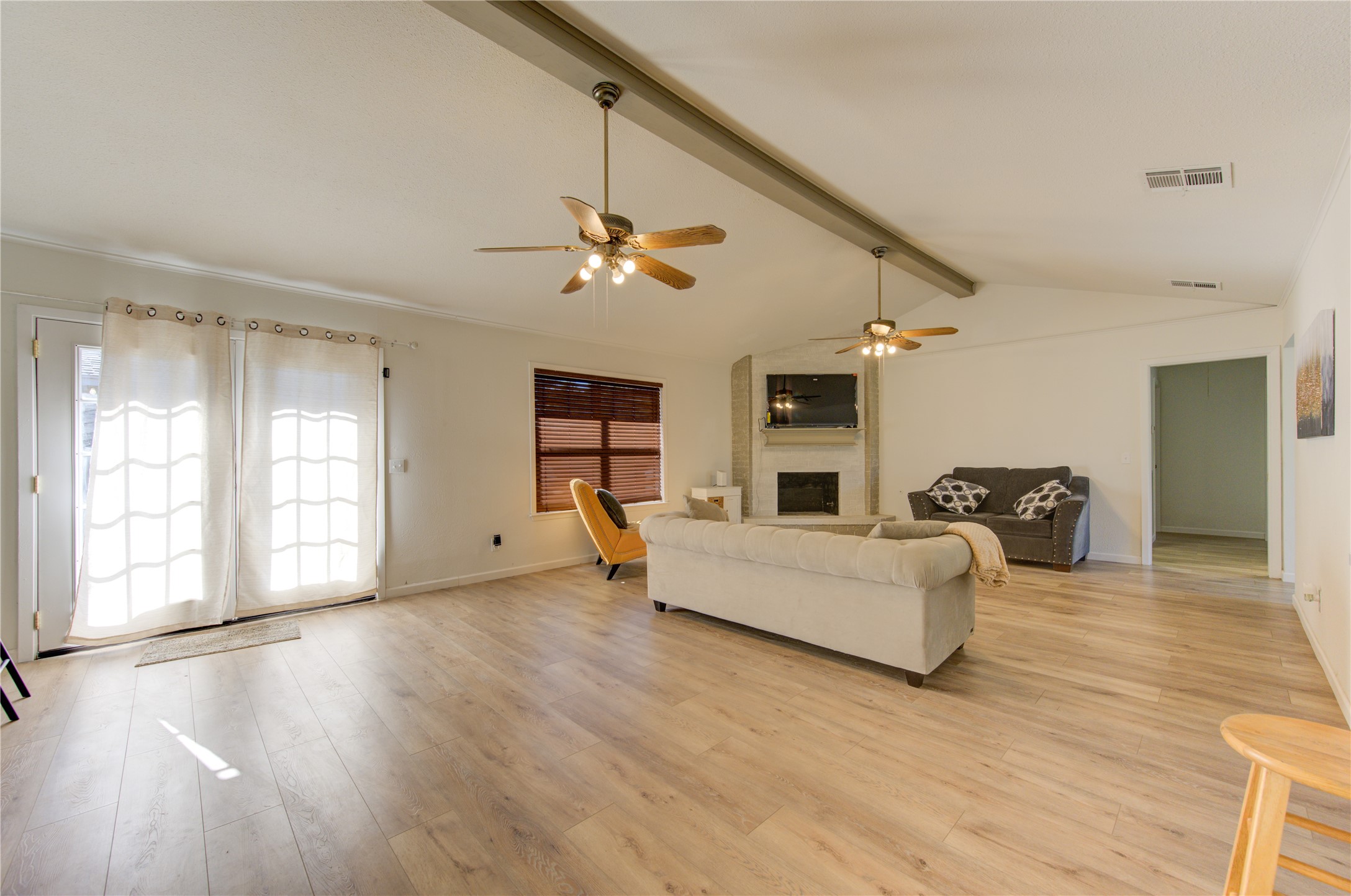 16523 Rawhide Trail Property Photo 8