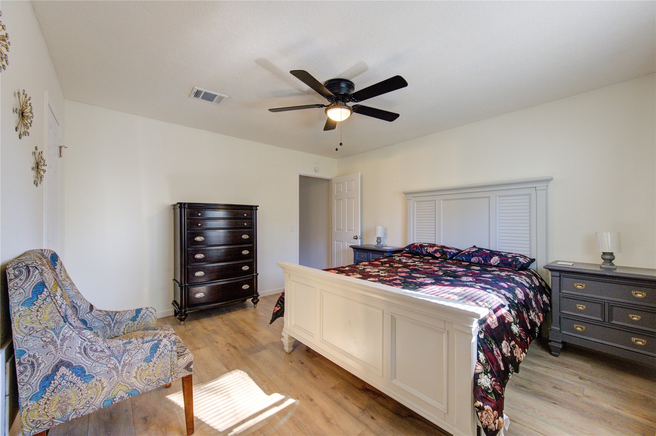 16523 Rawhide Trail Property Photo 11