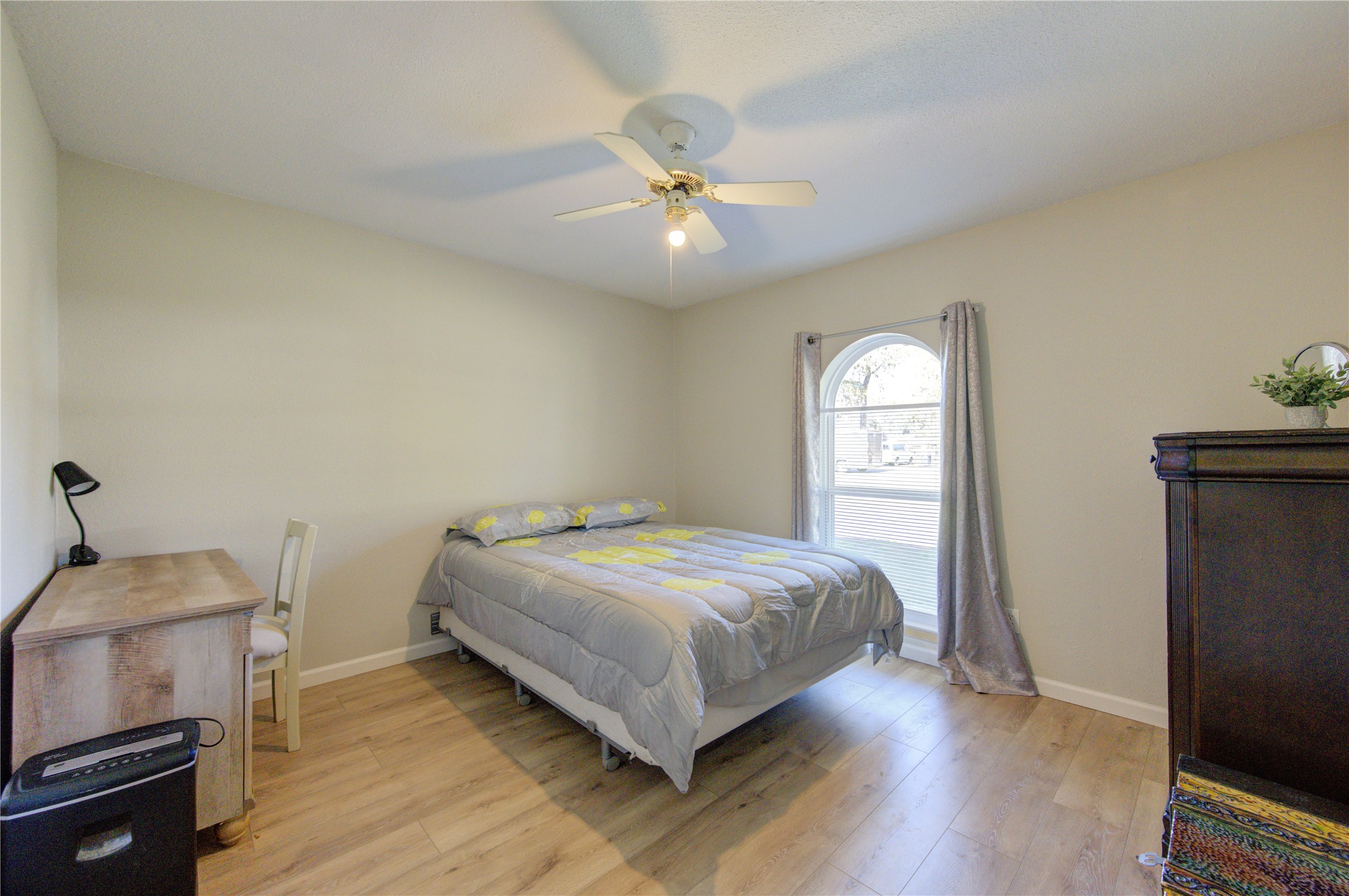 16523 Rawhide Trail Property Photo 14