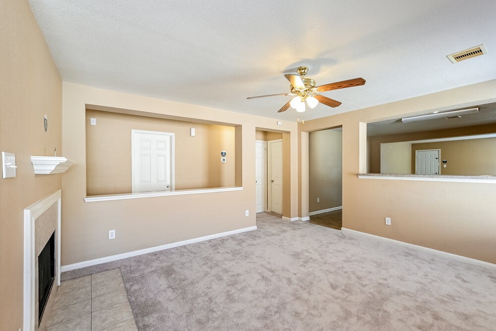 22123 Greengate Drive Property Photo 4