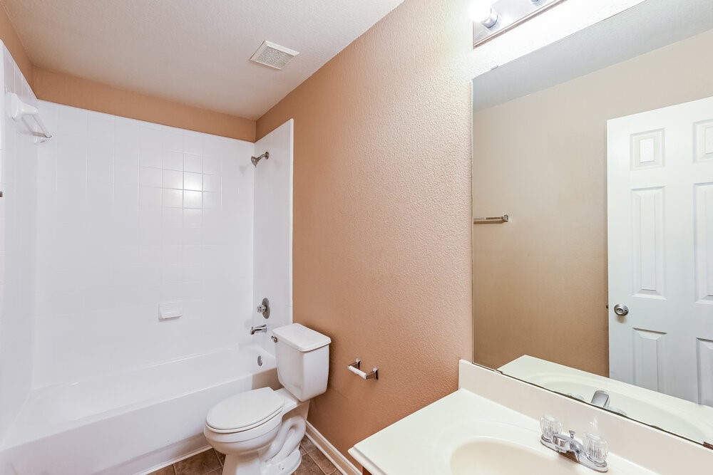 22123 Greengate Drive Property Photo 14