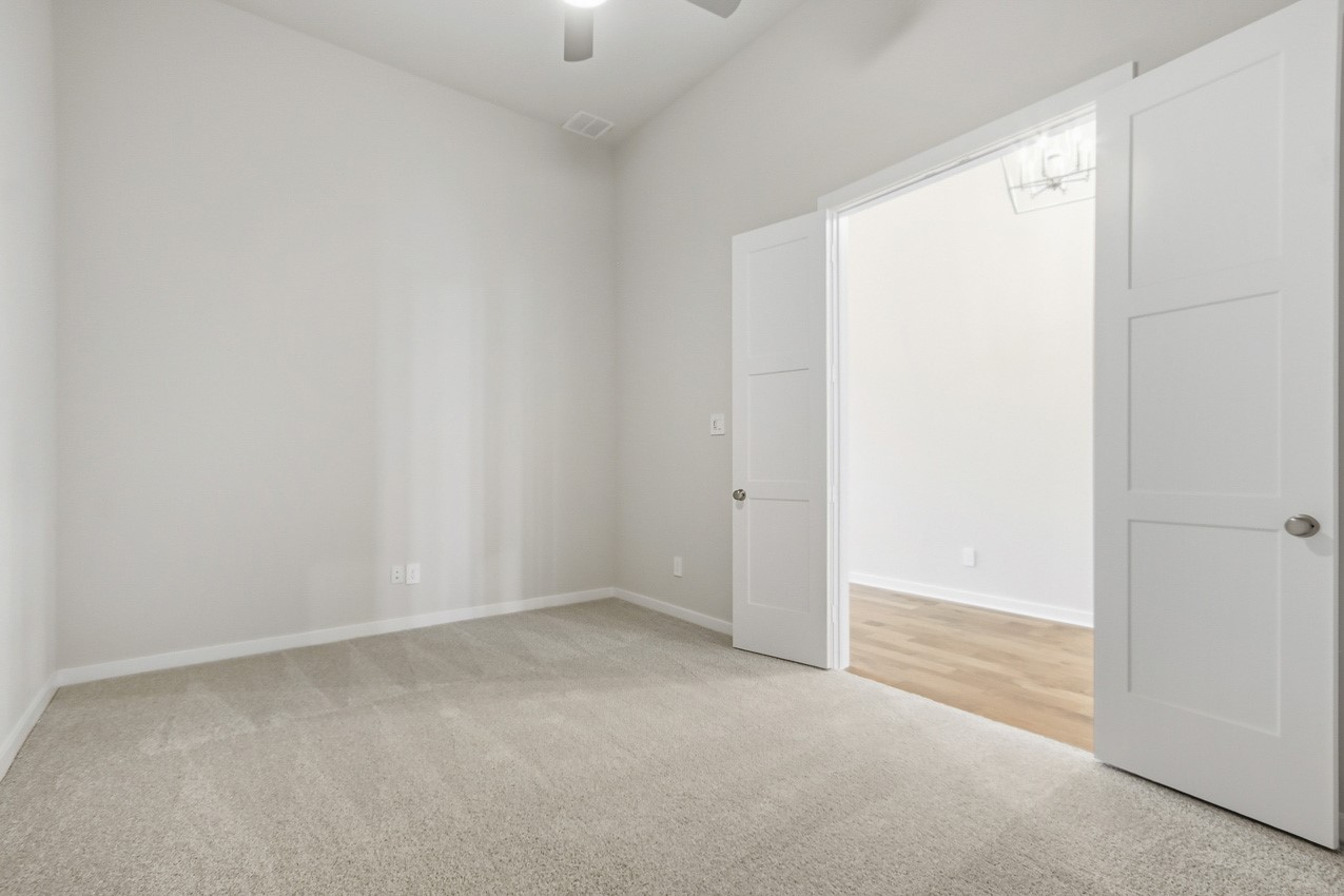 31031 Vintage Creek Lane Property Photo 14