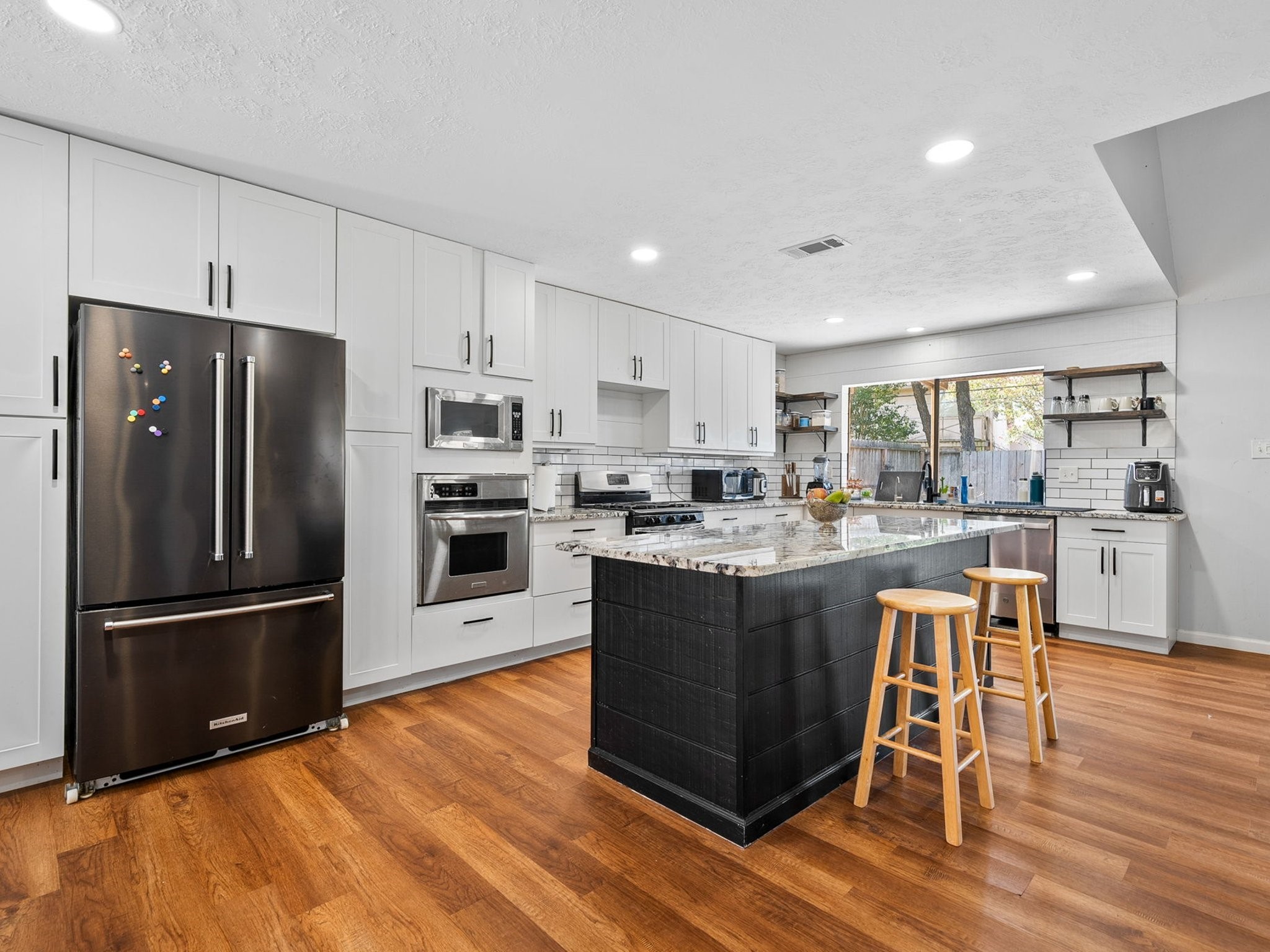 902 Rolling Mill Drive Property Photo 8