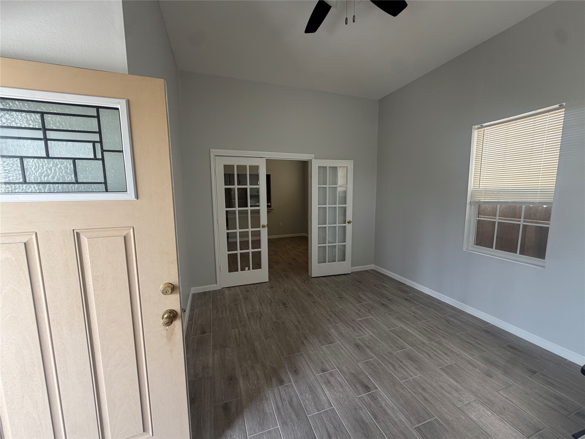 1815 South Street Property Photo 7