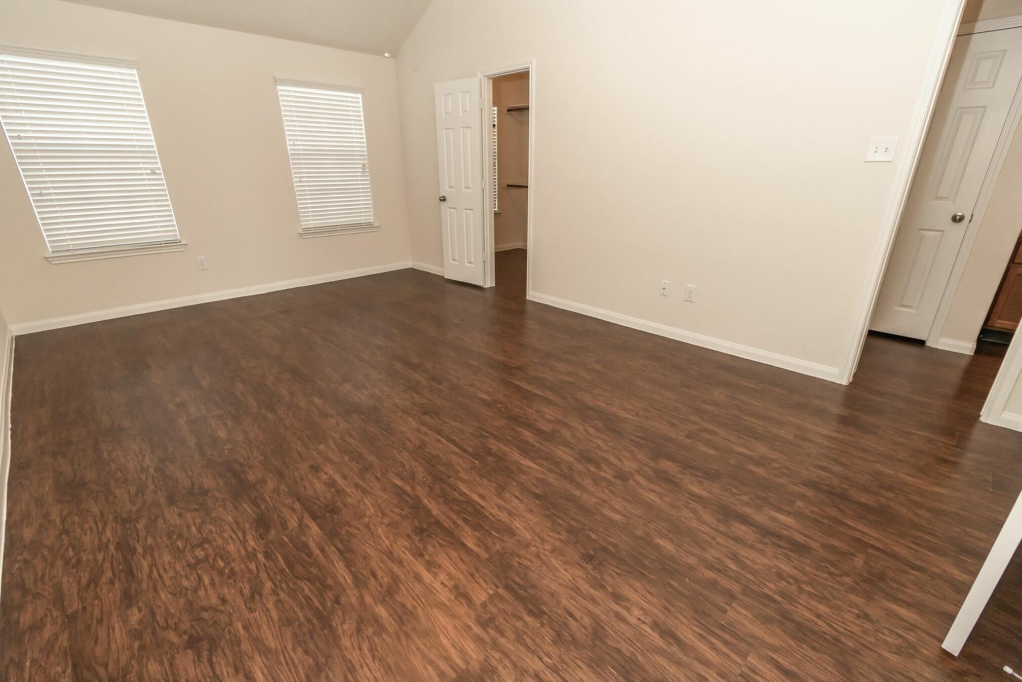 17 Santa Barbara Drive Property Photo 11
