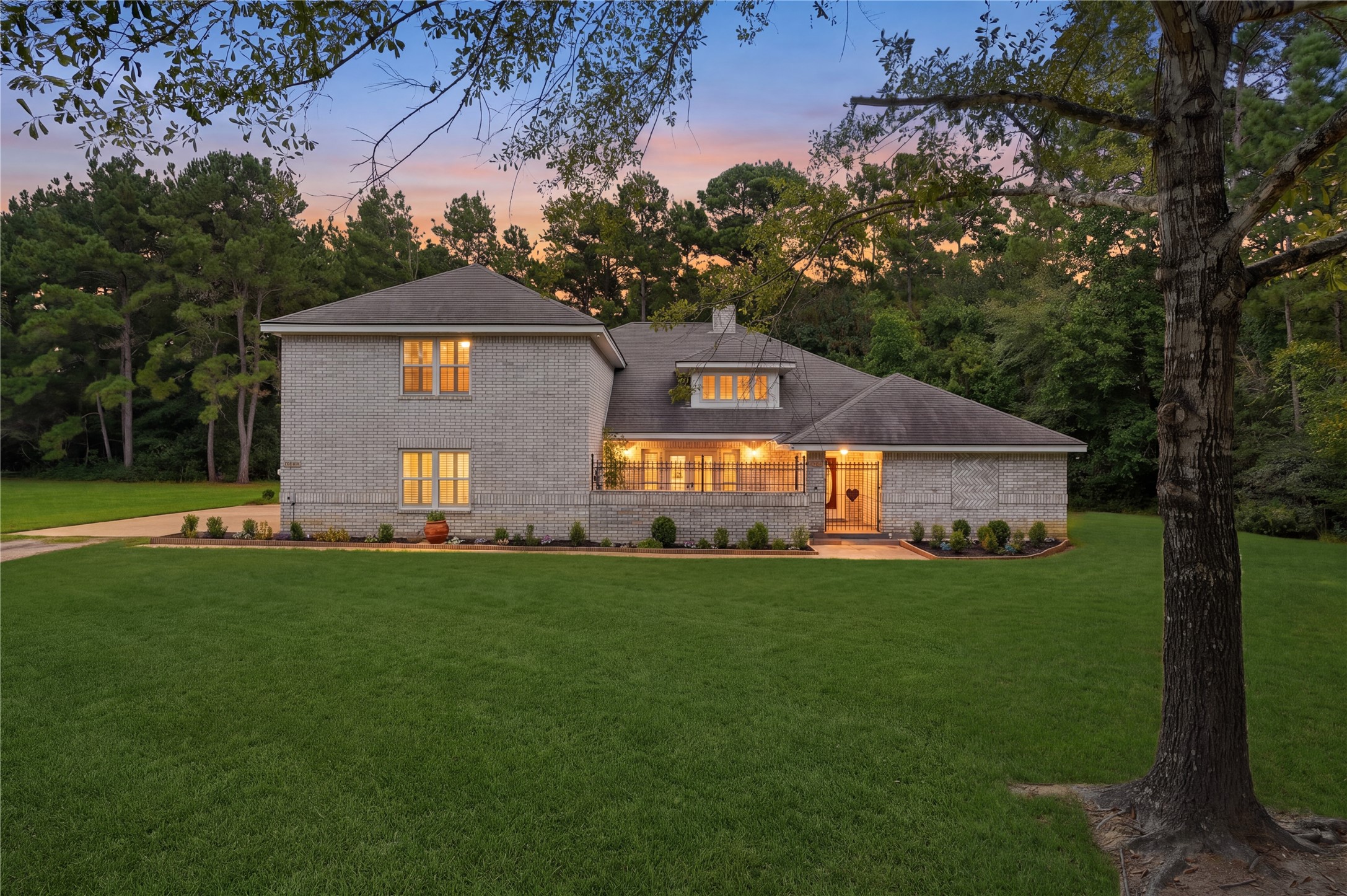 28710 Sapphire Circle Property Photo 1