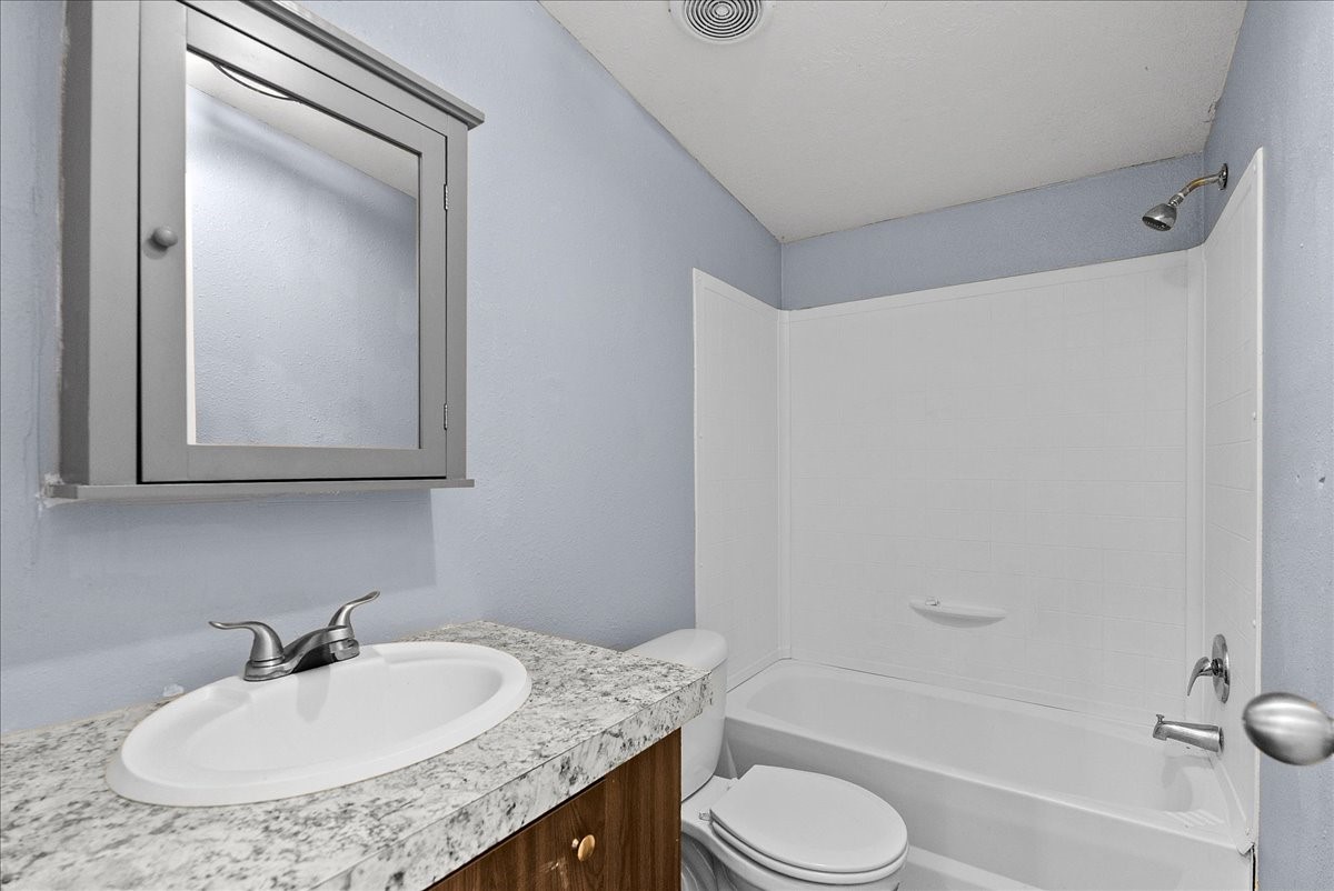139 Malcom Street Property Photo 13