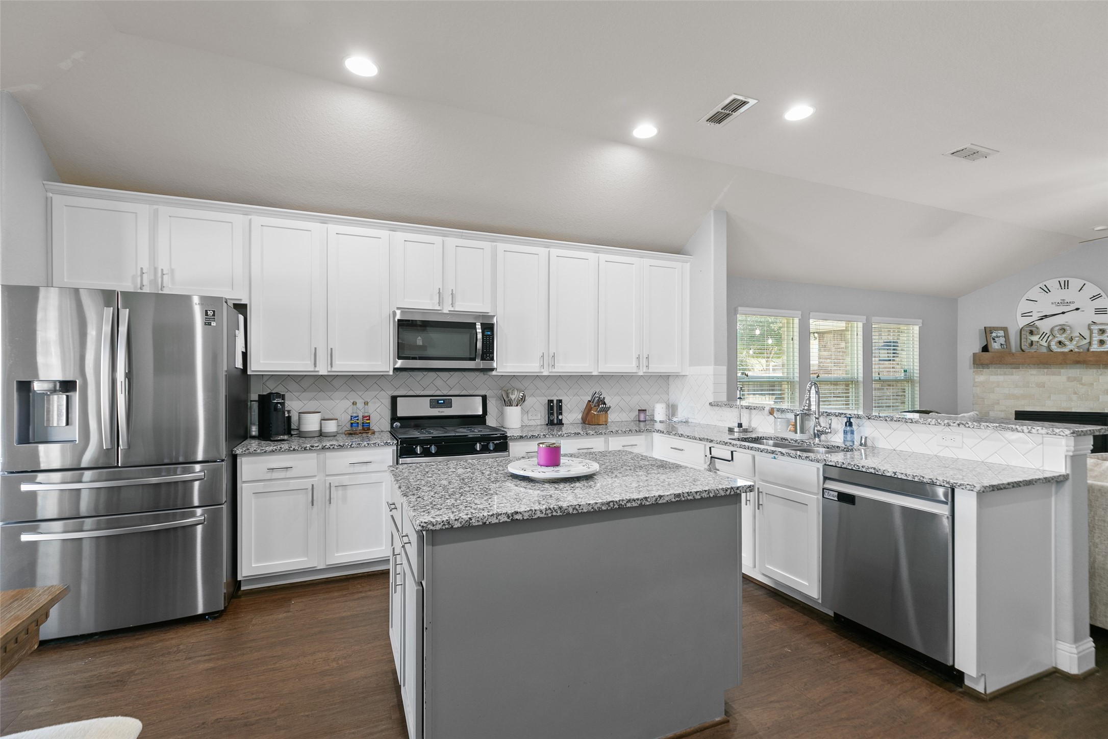 9711 Stratton Ridge Drive Property Photo 16