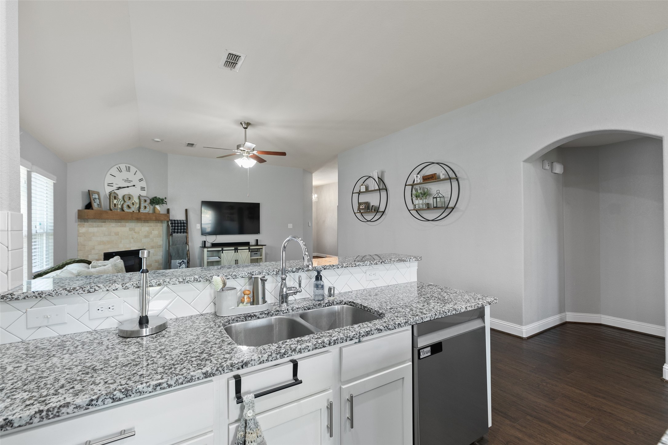 9711 Stratton Ridge Drive Property Photo 19