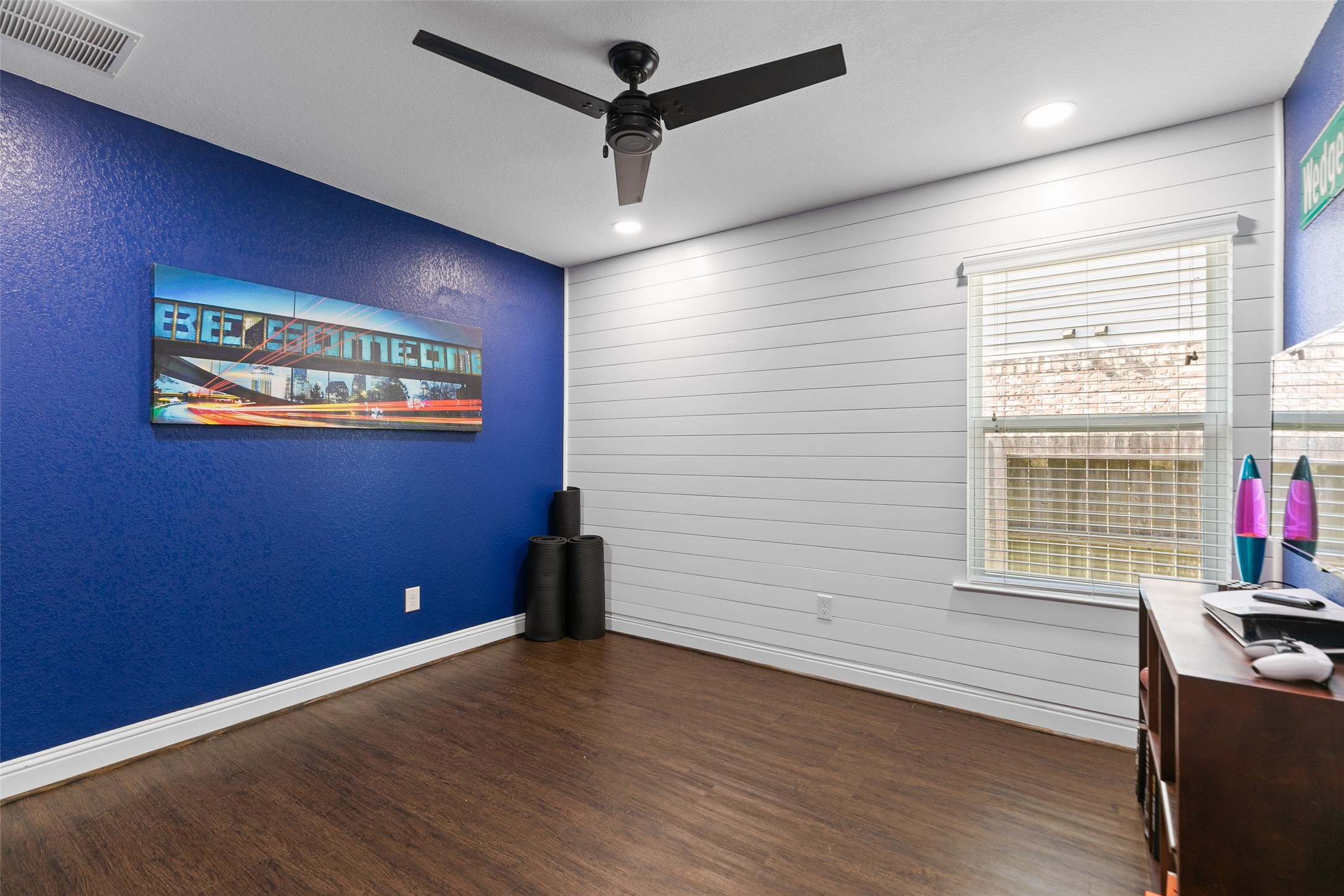 9711 Stratton Ridge Drive Property Photo 30