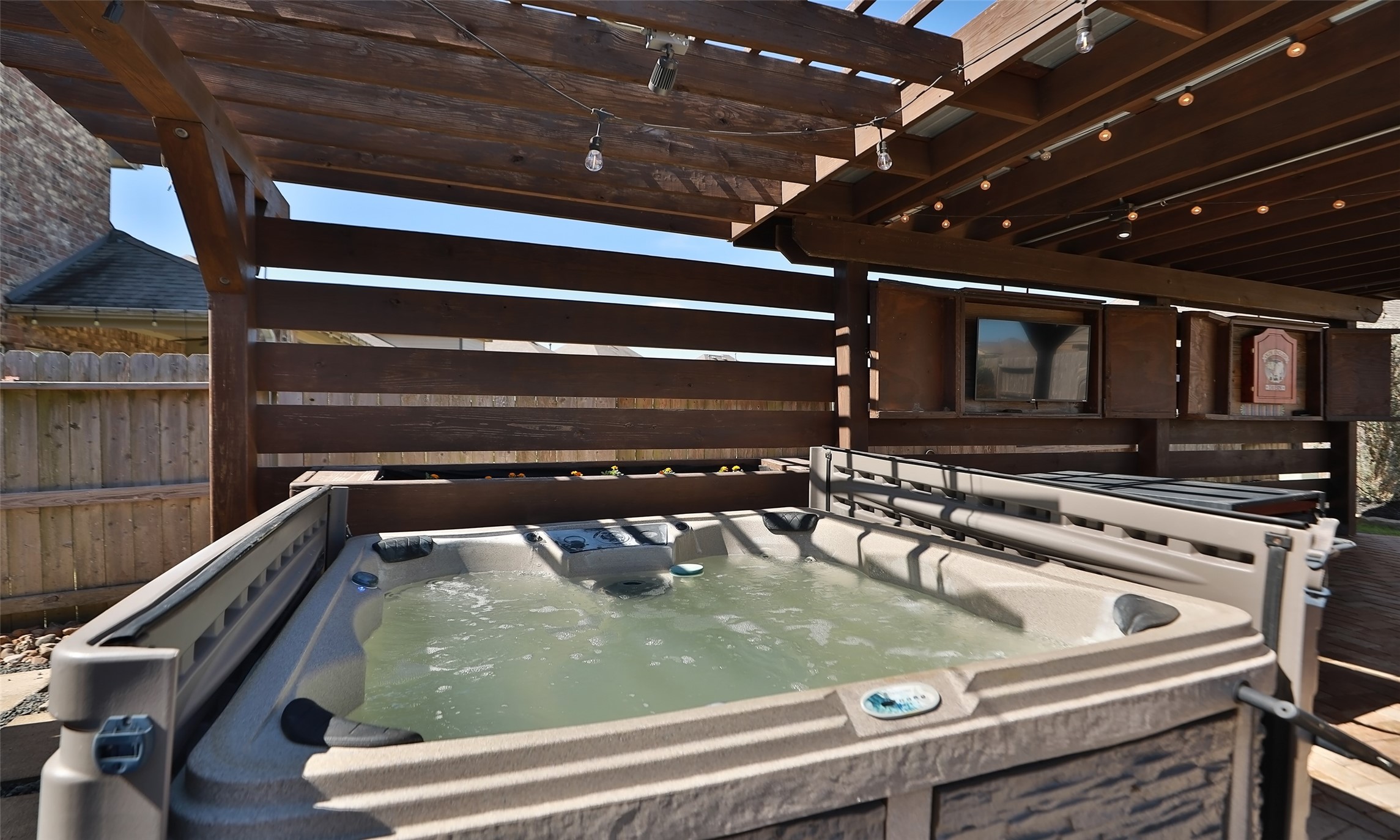 9711 Stratton Ridge Drive Property Photo 40