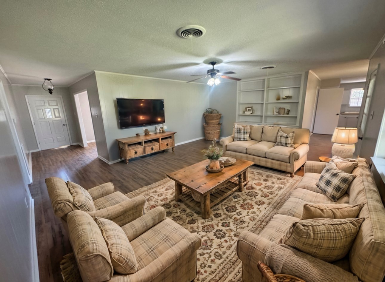 101 Sunset Heights Avenue Property Photo 2