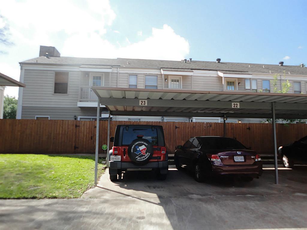 11710 Southlake Drive 22 Property Photo 2