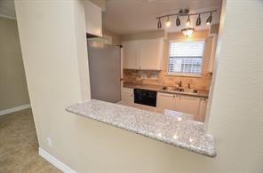11710 Southlake Drive 22 Property Photo 8