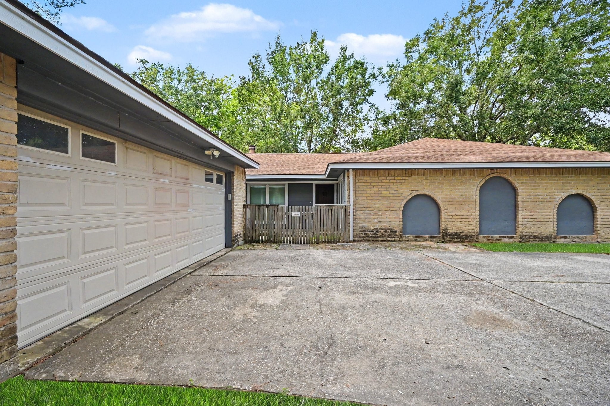 11507 Chetman Drive Property Photo 3