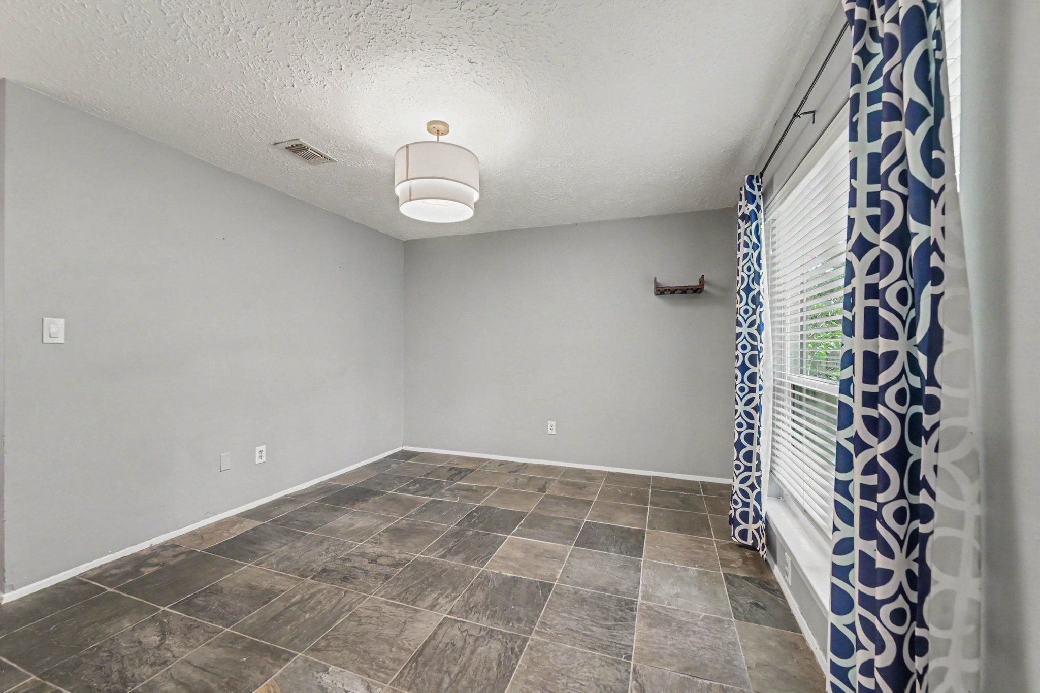 11507 Chetman Drive Property Photo 11