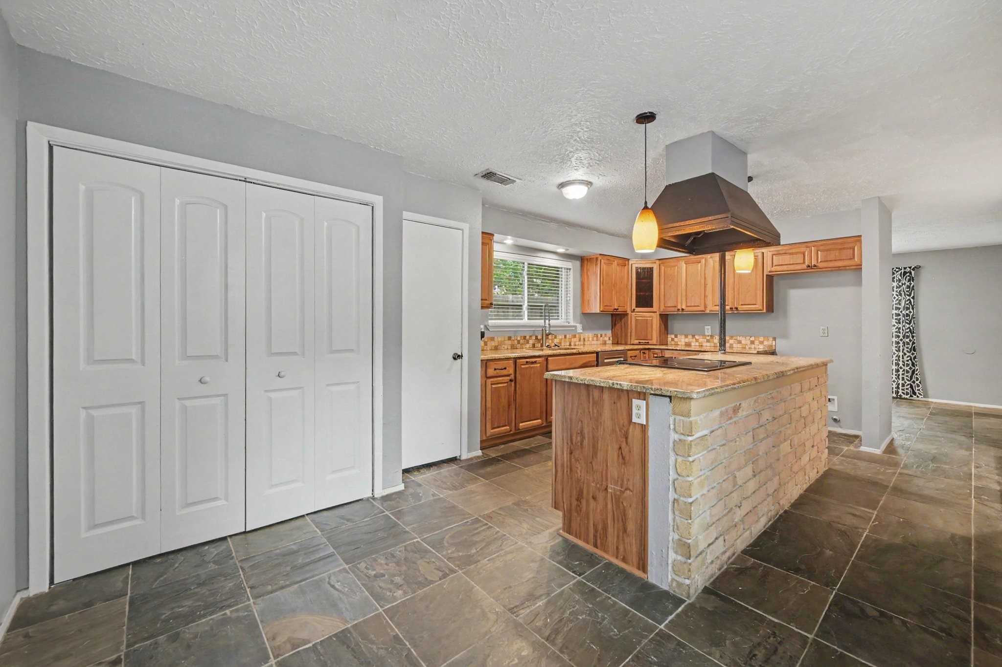 11507 Chetman Drive Property Photo 14