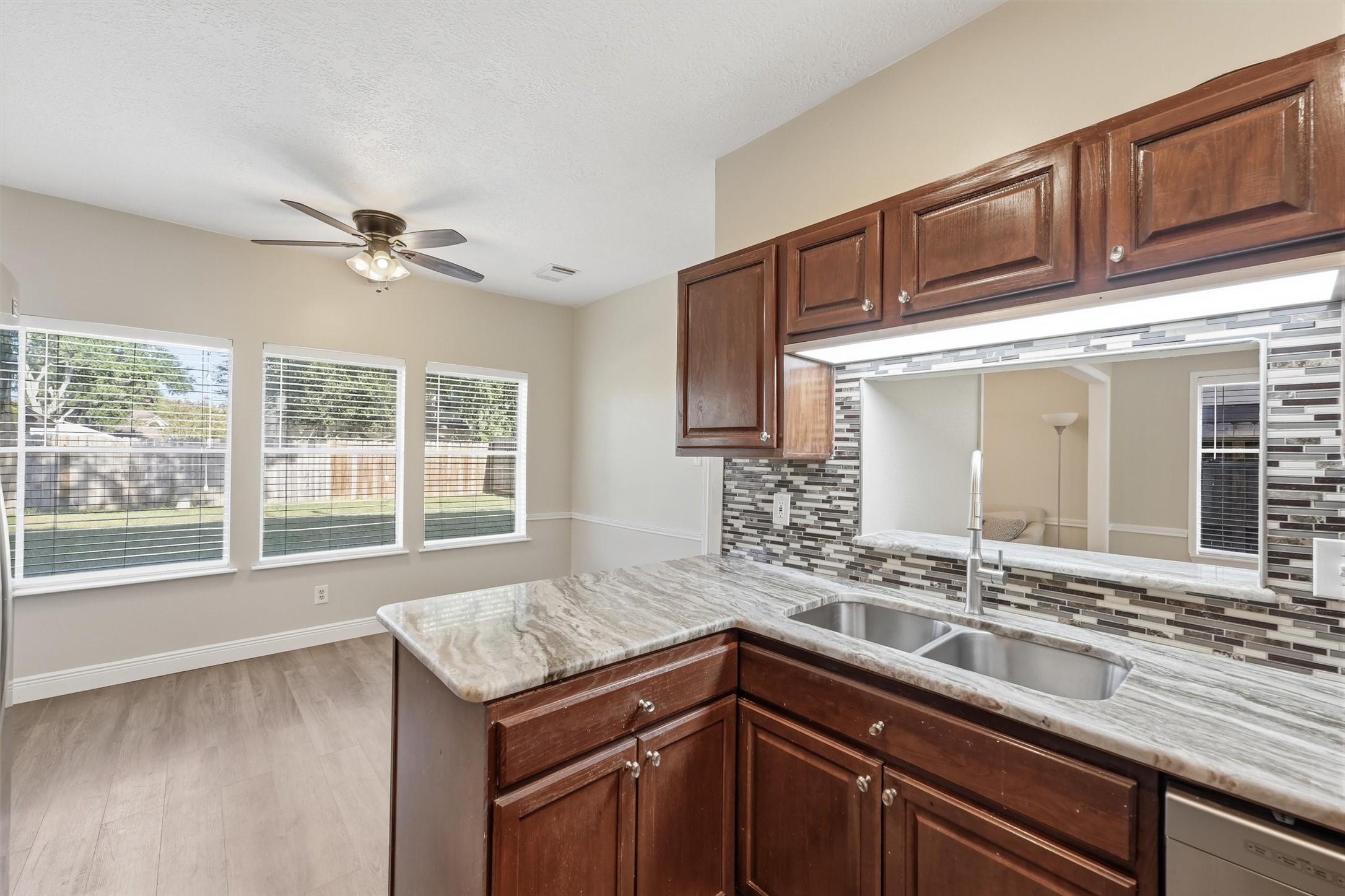 5602 Society Ln Property Photo 16